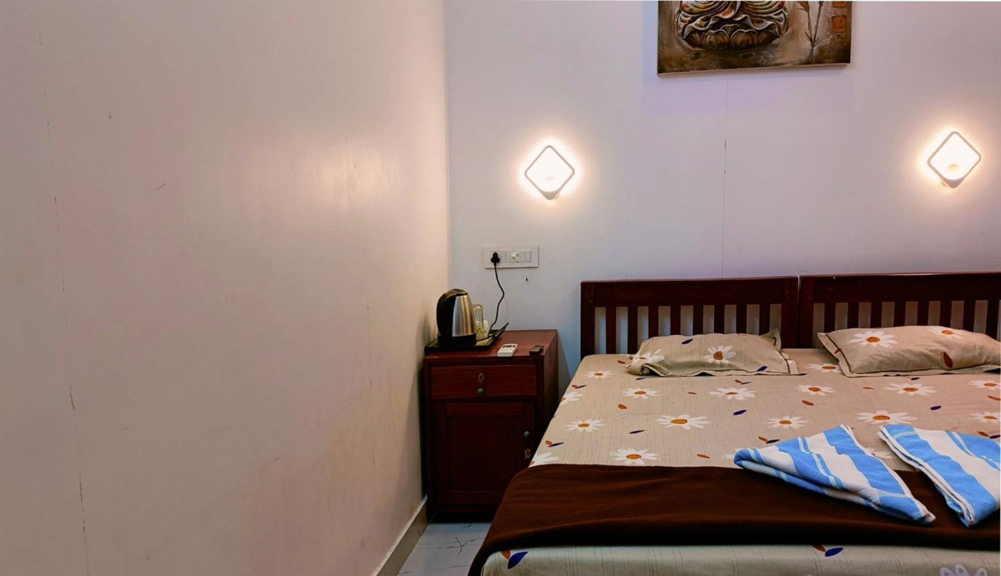 Marari Blue Whale Beach House Alappuzha 외부 사진